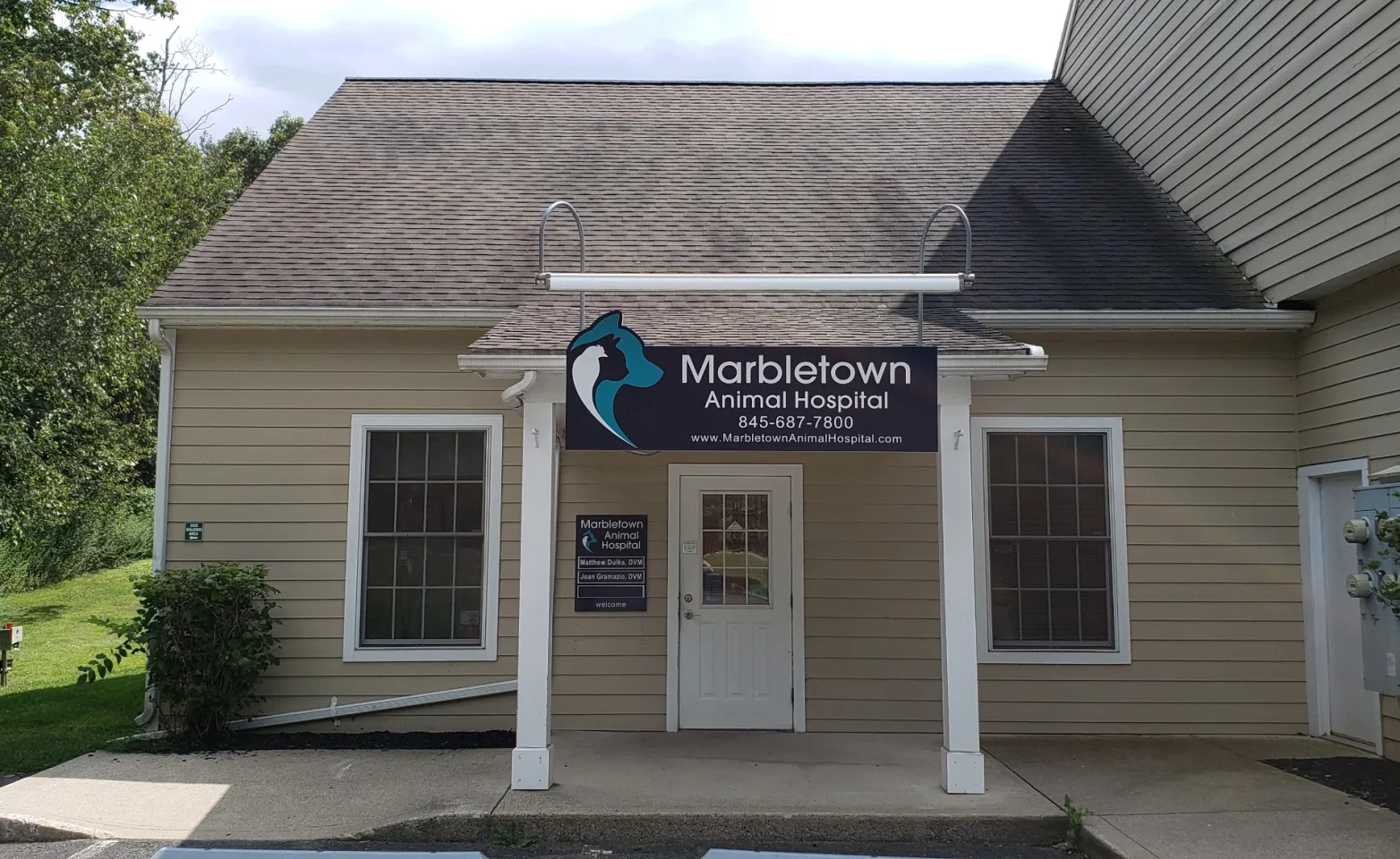 Front Office at Marbletown Animal Hospital